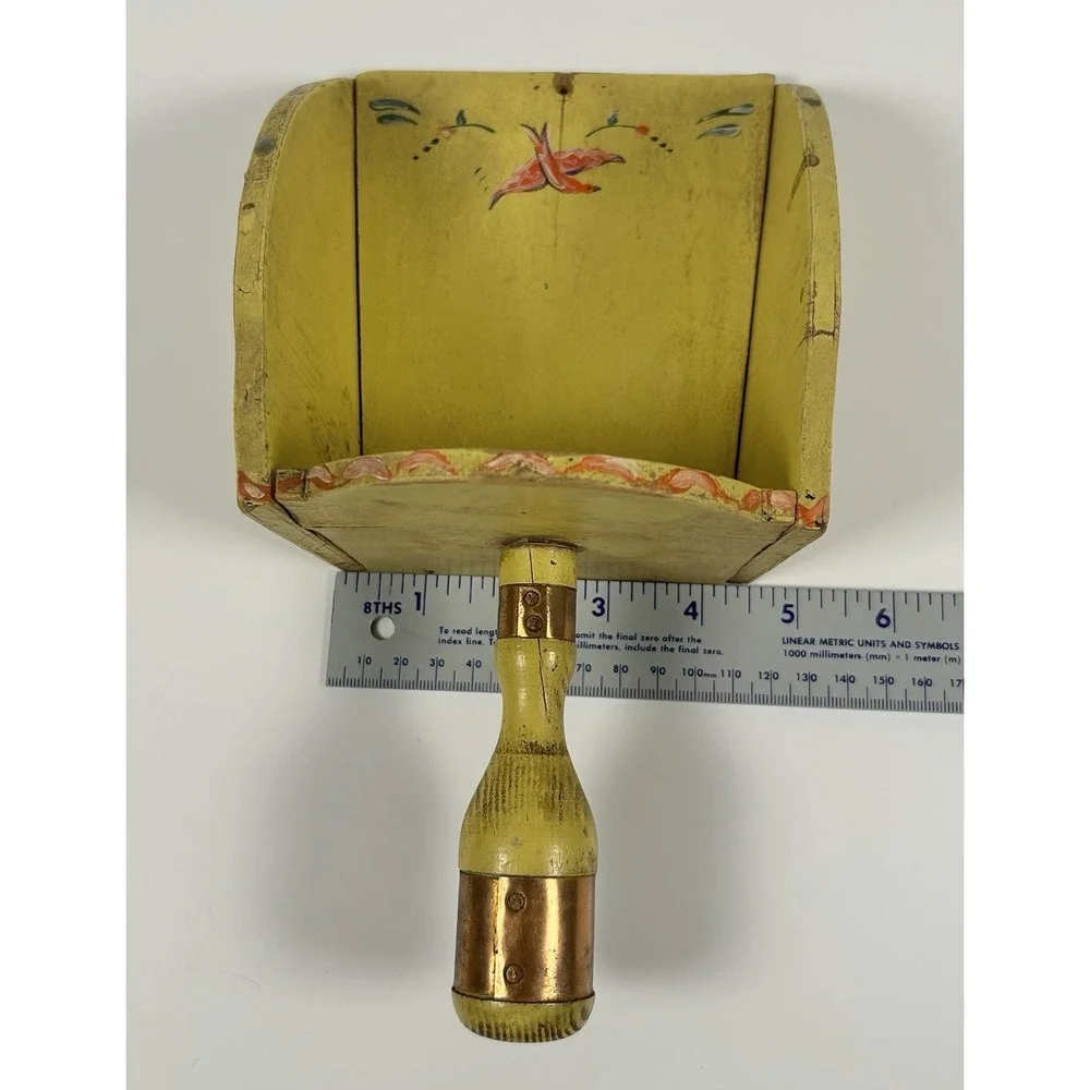 Folk Art Painted Wooden Grain Scoop Wall Decor Shelf Yellow Bird Antique